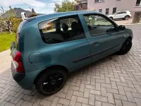 Używany Renault Clio II 75 KM (55 kW) 2004 Andere farben Hatchback