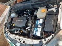 Gebraucht Opel Astra 110 PS (80 kW) 2010 Weiß Kombi