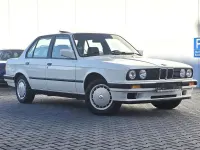 Gebraucht BMW 316 102 PS (75 kW) 1989 Weiß Limousine