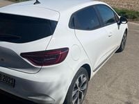 Gebraucht Renault Clio V 67 PS (49 kW) 2022 Weiß Kleinwagen
