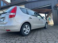 gebraucht Hyundai i30 cw TÜV neu, 8 fach bereift, Bremsen neu!