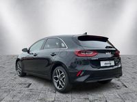 Neu Kia Ceed Platinum 140 PS (102 kW) 2025 Schwarz Kleinwagen