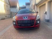Gebraucht Peugeot 3008 Premium 156 PS (114 kW) 2011 Rot SUV