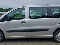 Gebraucht Peugeot TePee 128 PS (94 kW) 2014 Silber Van / Kleinbus