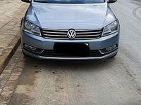Gebraucht VW Passat 140 PS (102 kW) 2012 Blau Limousine