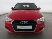 Gebraucht Audi A3 Sport 150 PS (110 kW) 2020 Rot Limousine