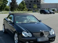 Gebraucht Mercedes CLK320 Elegance 218 PS (160 kW) 2003 Schwarz Cabrio