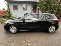 Gebraucht Mercedes A160 102 PS (75 kW) 2016 Schwarz Limousine