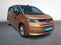 Gebraucht VW T7 150 PS (110 kW) 2024 Copper bronze metallic Van