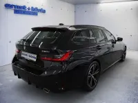 Używany BMW 330 Performance 245 KM (180 kW) 2024 Czarny Kombi