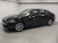 gebraucht BMW 320 dA xDrive Limousine 1 Hd LivePlus Leder LED