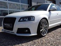 Gebraucht Audi A3 S-line plus 125 PS (91 kW) 2009 Weiß Kleinwagen
