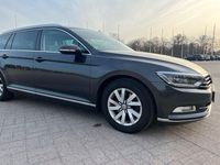 Gebraucht VW Passat Highline 190 PS (139 kW) 2017 Grau Kombi