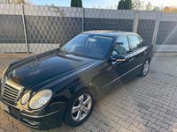 Gebraucht Mercedes E280 Avantgarde 190 PS (139 kW) 2006 Schwarz Limousine