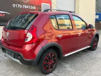 Gebraucht Dacia Sandero Stepway 84 PS (61 kW) 2011 Rot Limousine