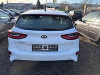 Gebraucht Kia Ceed Edition 7 99 PS (72 kW) 2019 Weiß Kleinwagen