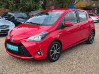 Gebraucht Toyota Yaris Team 101 PS (74 kW) 2018 Rot Limousine