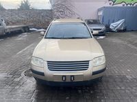 Gebraucht VW Passat 116 PS (85 kW) 2001 Gold Kombi