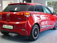 Gebraucht Hyundai i20 Active 101 PS (74 kW) 2016 Red passion Kleinwagen