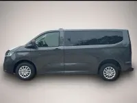 Neu VW Caravelle 170 PS (125 kW) 2026 Grau Van