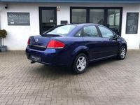 Usado Fiat Linea Active 77 CV (56 kW) 2008 Azul Berlina