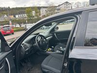 Second-hand BMW 320 143 CP (105 kW) 2010 Negru Hatchback