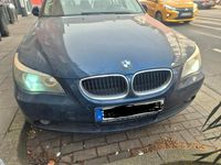 Gebraucht BMW 520 170 PS (125 kW) 2004 Blau Limousine