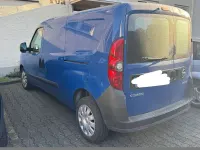 Usata Opel Combo 90 CV (66 kW) 2013 Blu Monovolume