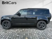 Gebraucht Land Rover Defender SE Dynamic 249 PS (183 kW) 2026 Schwarz SUV