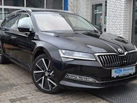 Gebraucht Skoda Superb Style 150 PS (110 kW) 2023 Schwarz Kombi