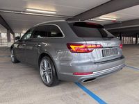 Gebraucht Audi A4 Ambiente 190 PS (139 kW) 2019 Grau Kombi