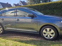 Gebraucht Skoda Rapid 90 PS (66 kW) 2016 Grau Kleinwagen