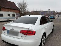 Gebraucht Audi A4 Ambiente 160 PS (117 kW) 2008 Weiß Limousine