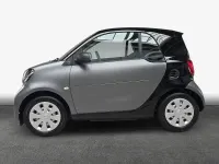 Gebraucht Smart ForTwo Coupé 60 kW (82 PS) 2023 Titannia grey matt Coupé