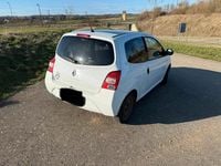 Gebraucht Renault Twingo Night&Day 75 PS (55 kW) 2010 Weiß Kleinwagen
