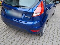Gebraucht Ford Fiesta Trend 82 PS (60 kW) 2013 Blau Kleinwagen