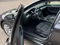 Gebraucht VW Passat 150 PS (110 kW) 2021 Grau Kombi