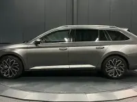 Gebraucht Skoda Superb LAURIN & KLEMENT 200 PS (147 kW) 2022 Grau Limousine