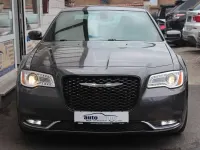 Usado Chrysler 300C 305 CV (224 kW) 2015 Gris Berlina