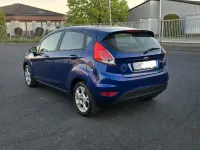 Gebraucht Ford Fiesta 82 PS (60 kW) 2015 Blau Kleinwagen