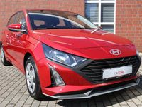 Gebraucht Hyundai i20 Select 79 PS (58 kW) 2025 Rot Kleinwagen