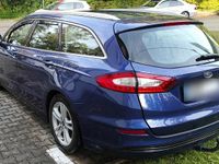Gebraucht Ford Mondeo Titanium 150 PS (110 kW) 2015 Blau Kombi