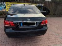 Gebraucht Mercedes E200 Avantgarde 136 PS (100 kW) 2014 Schwarz Limousine