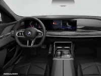 Gebraucht BMW 740 M Sport 299 PS (219 kW) 2025 Weiß Limousine