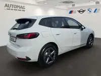 Gebraucht BMW 220 154 PS (113 kW) 2025 Alpinweiss iii Van / Kleinbus