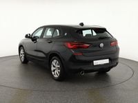 Gebraucht BMW X2 Advantage 140 PS (102 kW) 2023 Saphirschwarzmet. SUV