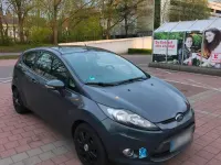 Gebraucht Ford Fiesta 60 PS (44 kW) 2011 Grau Kleinwagen