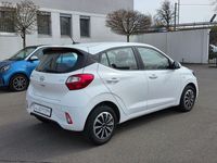 Gebraucht Hyundai i10 Select 67 PS (49 kW) 2023 Weiß Kleinwagen