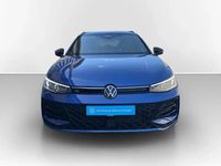 Gebraucht VW Passat R-line 150 PS (110 kW) 2025 Blau Kombi