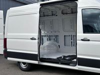 Gebraucht VW Crafter 140 PS (102 kW) 2023 Candyweiß Van